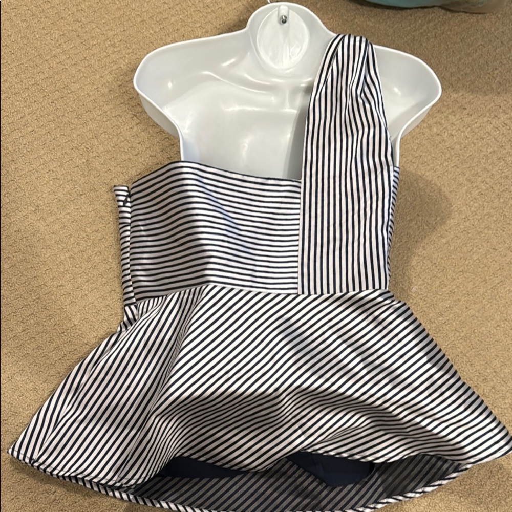 Banana Republic Asymmetrical Black and White Peplum Top - Picture 3 of 4
